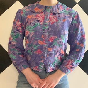 Vintage 1980s Purple Lilac Floral Peter Pan Collar Button Down