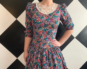 Vintage 1980s Ruffle Floral Lace Neckline “John Richards” Dress