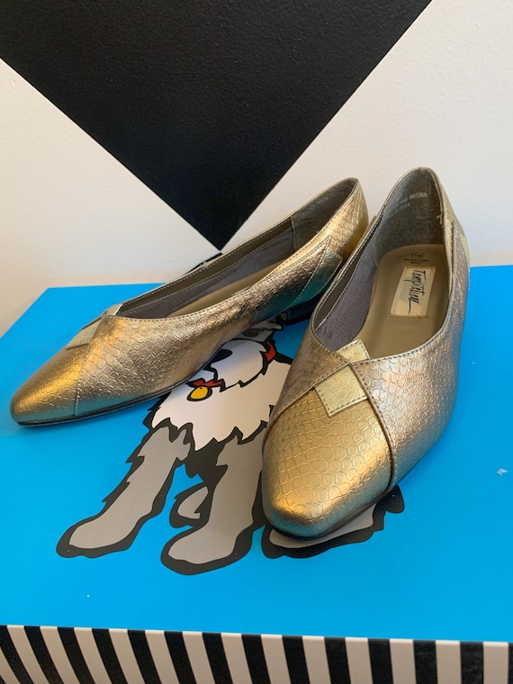 Vintage 1980s Gold and Bronze Geometric Kitten Hee