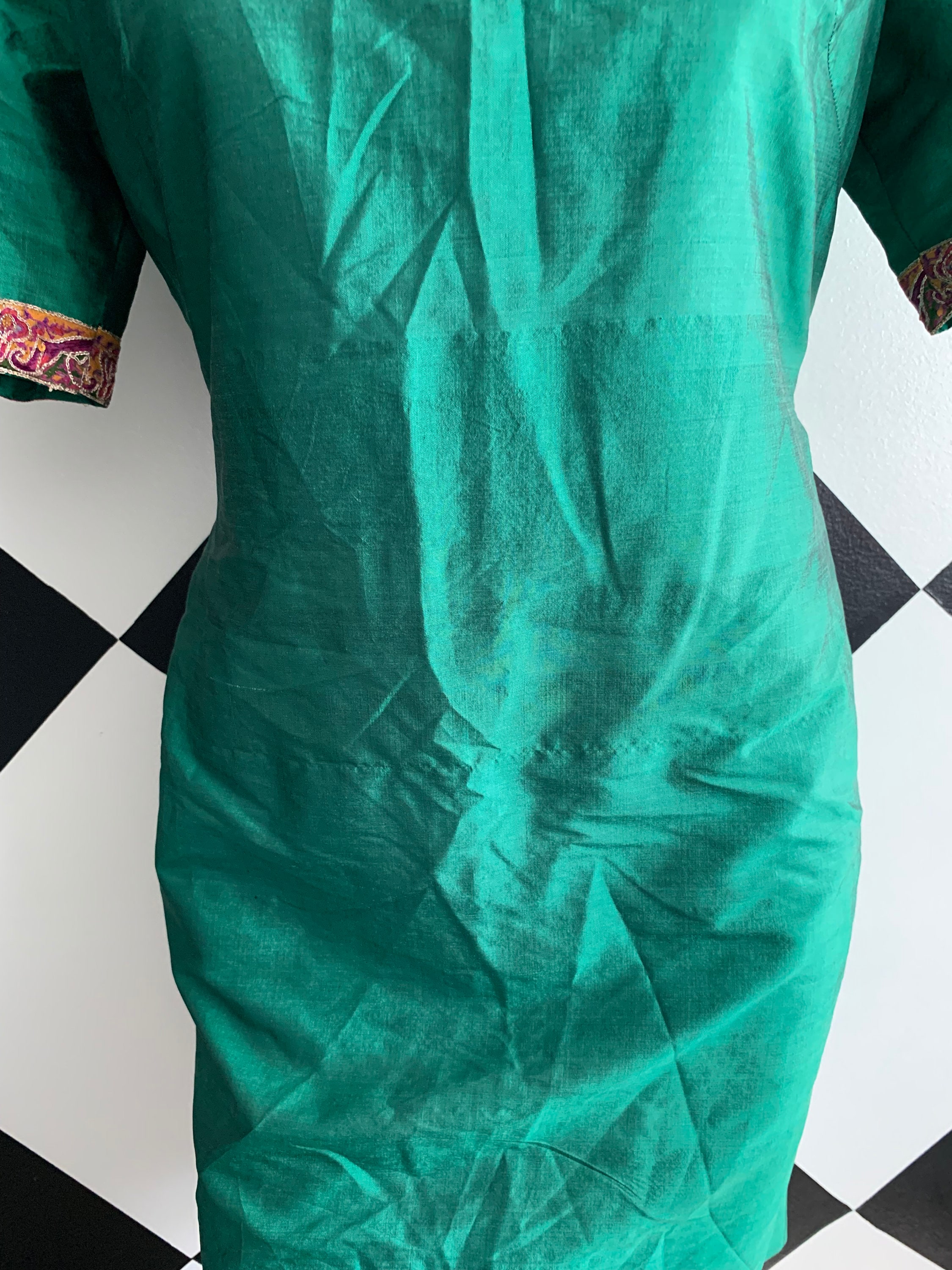 Vintage 1960s Emerald Green Wiggle Dress