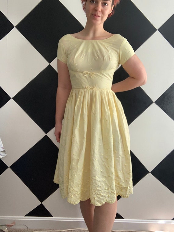 Vintage yellow flower dress, unique dress, yellow dre… Gem