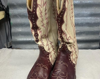 Laramie leather boots