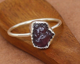 Raw Purple Spinel Ring, Handmade Silver Artisan Ring, Rings For Women, Statement Ring, Purple stone Ring, Crystal Ring, Raw Gemstone Ring