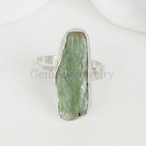 Raw Green Kyanite Ring, Sterling Silver Jewelry, Long Crystal Ring, Raw Gemstone Jewelry, Healing Crystal, Handmade Ring, Gift For Her