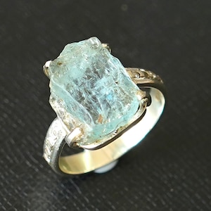 Raw Aquamarine Ring, Natural Raw Gemstone Rings, Aquamarine Uncut Rough Ring, Raw Crystal Ring, March Birthstone Jewelry, Gifts For Her, CZ