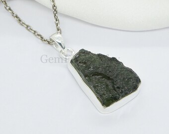 Collana di cristallo di moldavi grezzi, pendente di Italia