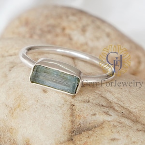 Raw Aquamarine Bar Ring, Aquamarine Pencil Ring, March Birthstone Jewelry, Aquamarine Stick, Silver Handmade Ring, Christmas Gifts For Her