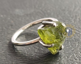 Ruwe Peridot Ring, Verlovingsring, Peridot Ring Sterling Zilver, Augustus Geboortesteen, Handgemaakte Edelsteen Ring, Verjaardagscadeau, Kerstcadeau