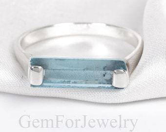 Aquamarine Bar Ring, Raw Aquamarine Jewelry, Crystal Ring, Handmade Gemstone Ring, March Birthstone Jewelry, 925 Sterling Silver Ring, Gift