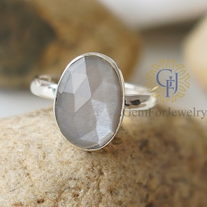 Silver Shine Moonstone Ring, Natural Grey Moonstone Stone, Rose Cut Cabochon, Crystal Ring, Faceted Gemstone Ring, Birthstone Jewelry