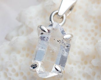 Ciondolo con diamante Herkimer grezzo, collana con ciondolo di diamanti, pietra portafortuna di aprile, ciondolo con cristallo grezzo, ciondolo con gemma fatto a mano, regalo di compleanno