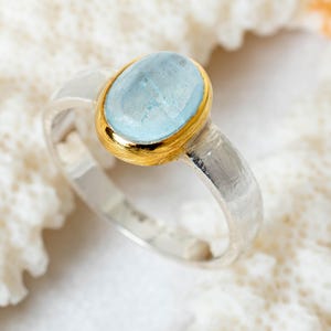 Aquamarine Gemstone Ring – 925 Sterling Silver & 14K Gold Dual Tone Band – March Birthstone Jewelry – Handmade Statement Ring – Gift for Her
