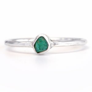 Emerald Stacking Ring, Raw Zambian Emerald Crystal, Thin Band Ring, Handmade Jewelry, Uncut Gemstone, Raw Stone Ring, May Birthstone Jewelry