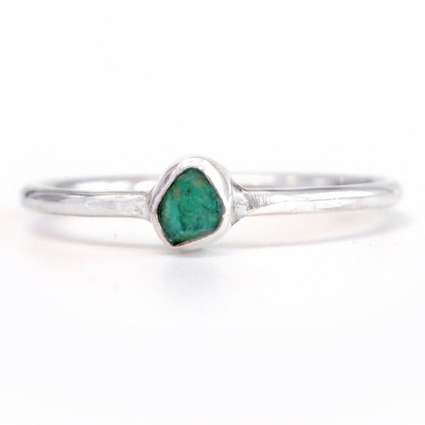 Emerald Stacking Ring, Raw Zambian Emerald Crystal, Thin Band Ring, Handmade Jewelry, Uncut Gemstone, Raw Stone Ring, May Birthstone Jewelry