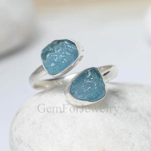 Raw Aquamarine Ring, Toi Moi Ring, Crystal Rough Gemstone Ring, Two Stone Twisted Band Ring, Silver Handmade Ring, March Birthstone Jewelry