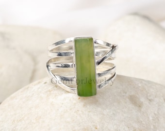 Raw Green Jade Ring, Spiral Band Ring, Jade Gemstone Ring, Raw Crystal Ring, Birthstone Jewelry, Sterling Silver Ring, Gift For Mom