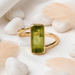 HANDMADE PERIDOT 14K Gold Ring, Vintage Twisted Band, Engagement Birthstones Rings, Birthday Gift, Gold Ring, Gift for Her