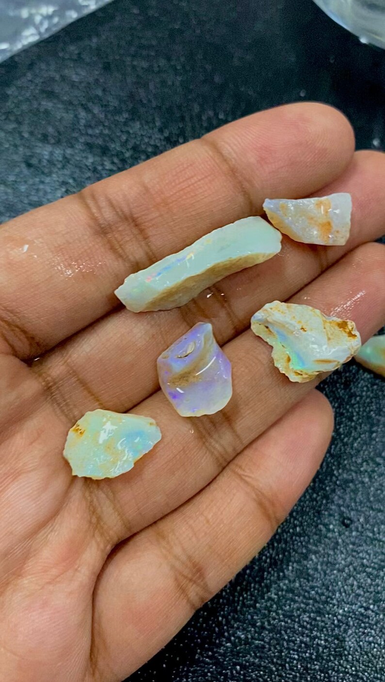 Vit australisk opal, rå, naturlig obehandlad blågrön eldopal, opal av fin kvalitet, rå kristall i bulk, rå oslipad ädelsten, 7-22 MM bild 7