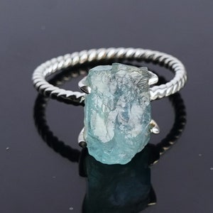 Raw Crystal Rings, 14 Stone Options, Sterling Silver Twisted Band Jewelry, Birthstone Handmade Gift, Raw Opal, Raw Moonstone Ring, 1 Pc