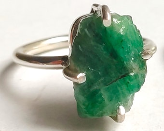 Brazilian Emerald Ring, Emerald Crystal Ring, Handmade Silver Jewelry, May Birthstone, Natural Gemstone Ring, Emerald Uncut, Gifts For Her
