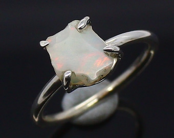 Bague opale blanche brute, bague opale de feu, bague pour femme, pierre de naissance octobre, bague pierre brute, bague faite main, cadeau unique, bague de fiançailles