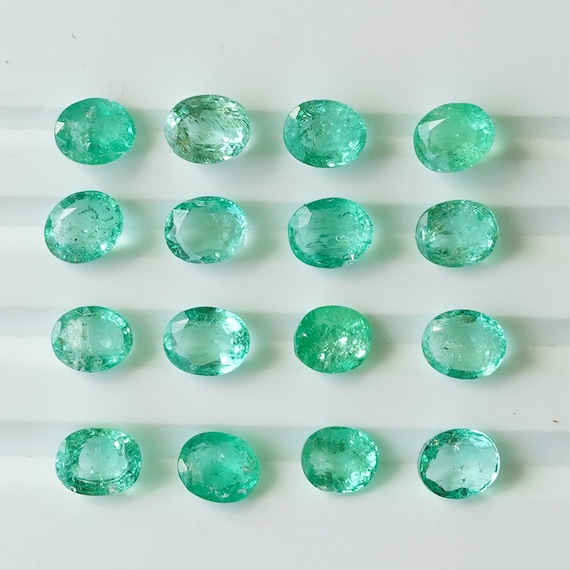 15 Pcs 6mm Natural Colombian Green Emerald Round Loose Gemstones – GIE Certified