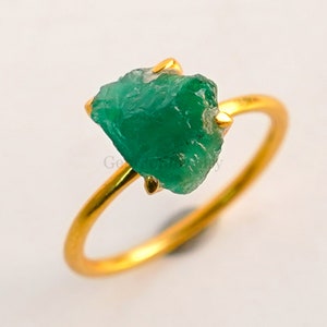 Bague émeraude brute, émeraude zambienne brute, bague en plaqué or 14 carats, bijoux en argent sterling, pierre de naissance de mai, bague avec pierre non taillée, bague en pierre brute