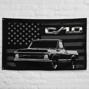 Camionnette Chevrolet C10 1970 vintage, drapeau américain, camions de collection, garage personnalisé, homme des cavernes, bannière, drapeau 34,5 x 56 po. - Cadeau