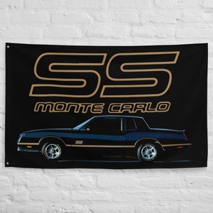 1988 モンテカルロ SS ブラック&ゴールド クラシックカー エンブレム ガレージ オフィス 男の隠れ家 バナー フラッグ 34.5" x 56" - ギフト