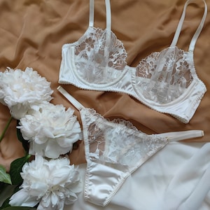 Sissy Seamless Lingerie Set at Rs 1309.27, Lingerie Dress, Sexy Lingerie  Set, Bridal bra Set, लिंगेरी सेट - IndianEcart, Jaipur