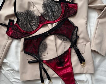satin lingerie, lingerie set with garter belt, satin lingerie, premium quality lingerie, exclusive lingerie