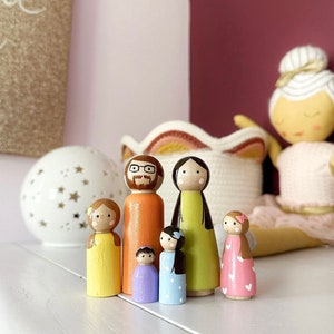 Famiglia di bambole con mollette personalizzate SEMPLICE immagine 4