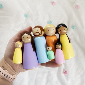 SIMPLE Custom Peg Doll Family image 6