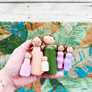 SIMPLE Custom Peg Doll Family image 8