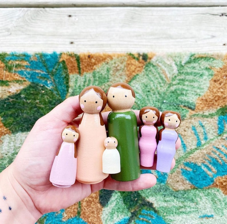 Famiglia di bambole con mollette personalizzate SEMPLICE immagine 8