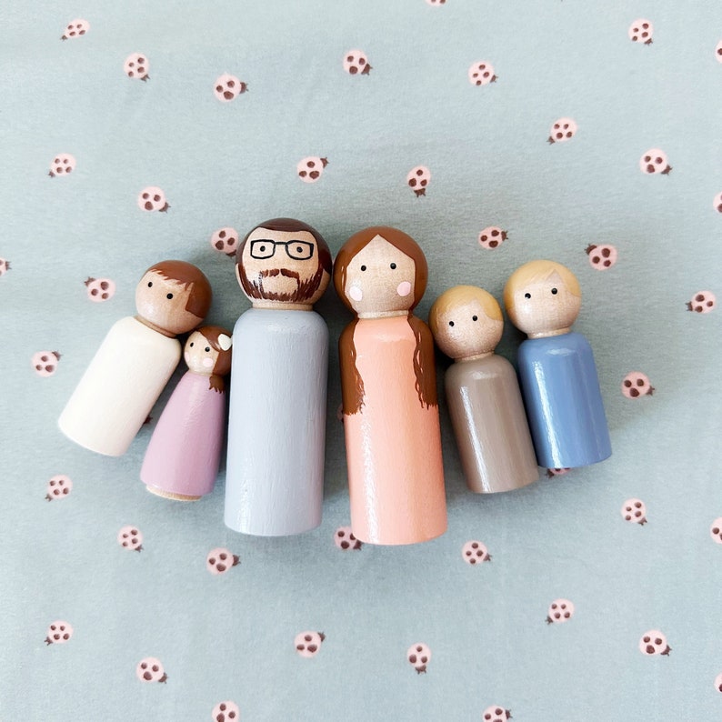 SIMPLE Custom Peg Doll Family image 3