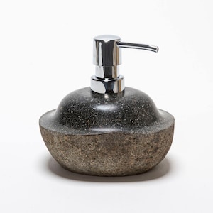 Large River Stone Vessel Sink image 9