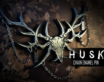 Husk Chained Deer Schädel Anstecknadel