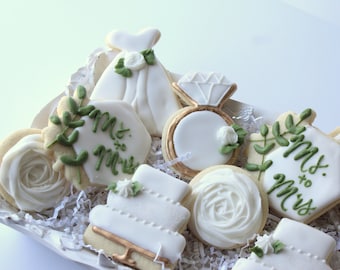 Wedding Sugar Cookies: Bridal Shower Favors, Personalized In Love Cookies (1 Dozen)