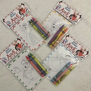 Queen of Hearts party favor. Alice in Wonderland party favor coloring kit. Personalized Coloring pages and crayons. Red Queen party gift.