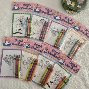 Alice in Wonderland Party Favor Kit: Personalized Coloring Pages and Crayons, Custom Gift, Mad Hatter Party Ideas