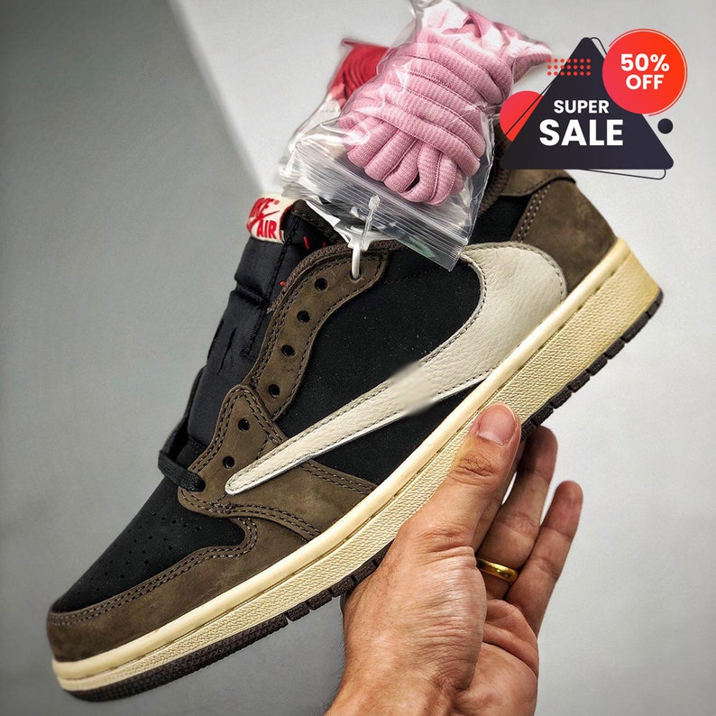 foot locker jordan 1 high og