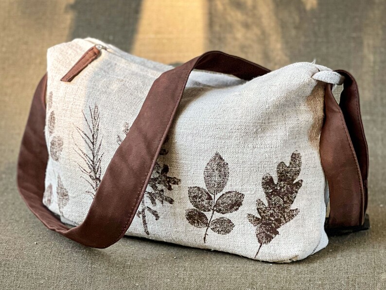 Linen shoulder crossbody Bag Real Plant and feather eco-printing poach Medium size purse 3 pockets with zipper long adjustable straps image 1