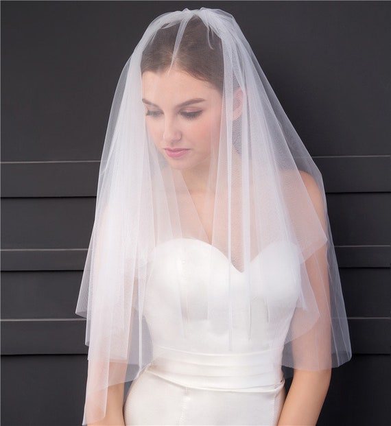 Ivory base colour Ombre simplistic style Wedding Veil White Ombre Hand Dyed Rose Water 1 Tier Blusher Veil 2 Tier Elbow Veil
