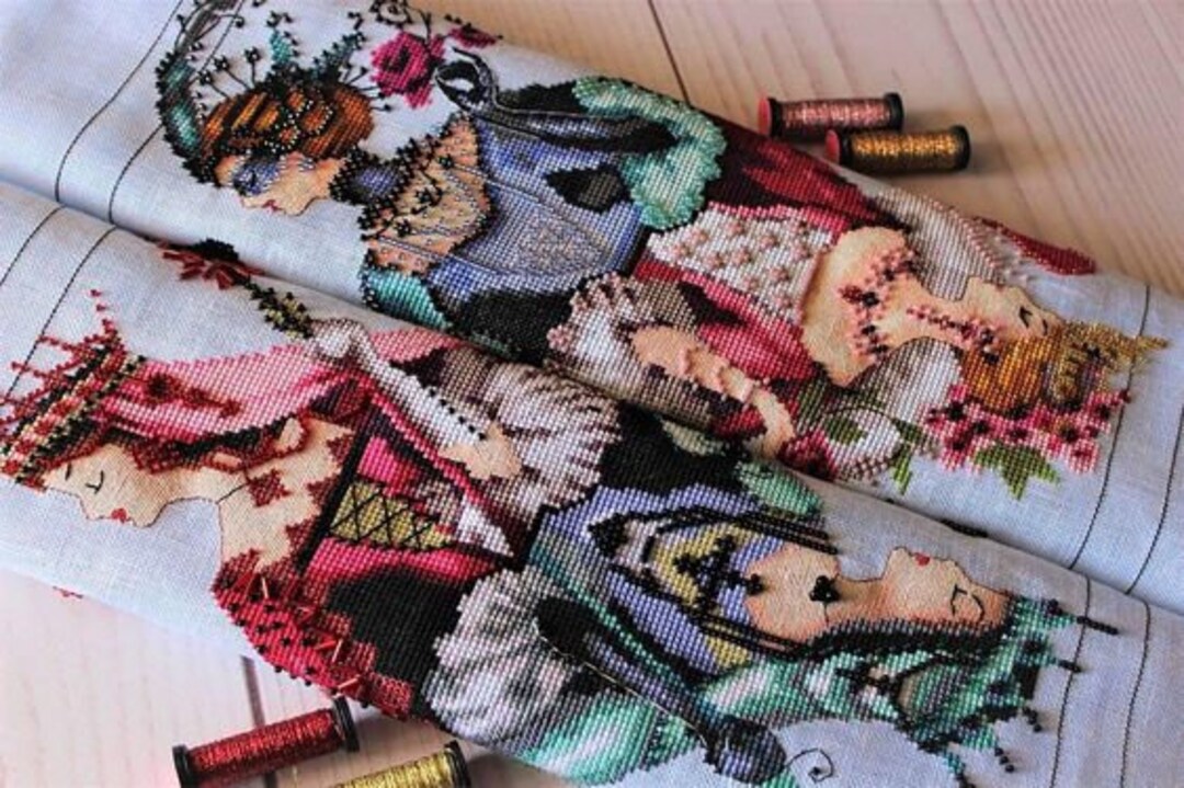 Set of 2 Printable PDF Pattern Cross Stitch Royal Games Queen Etsy