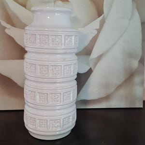 Scheurich Vase Ceramic Floral Ornaments Relief Mod. 289 late 1960s