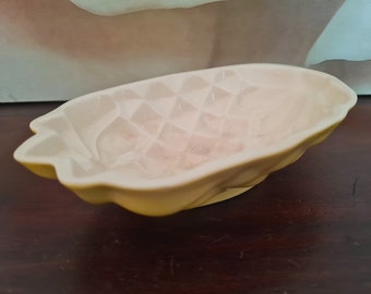 Pudding mold baking mold ceramic pineapple 50s