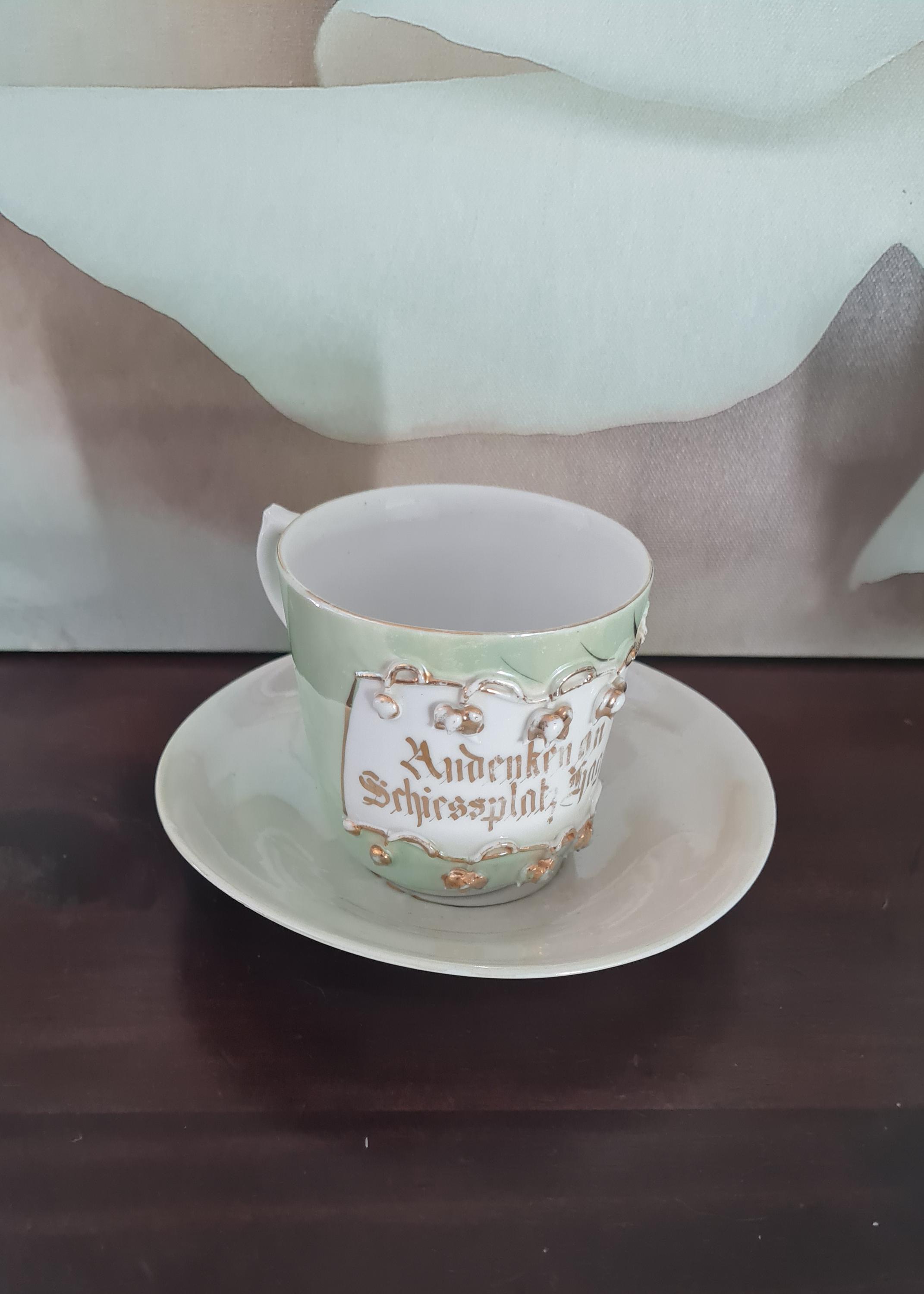 カップ　受け皿　骨董品 Antique souvenir cup - Etsy 日本