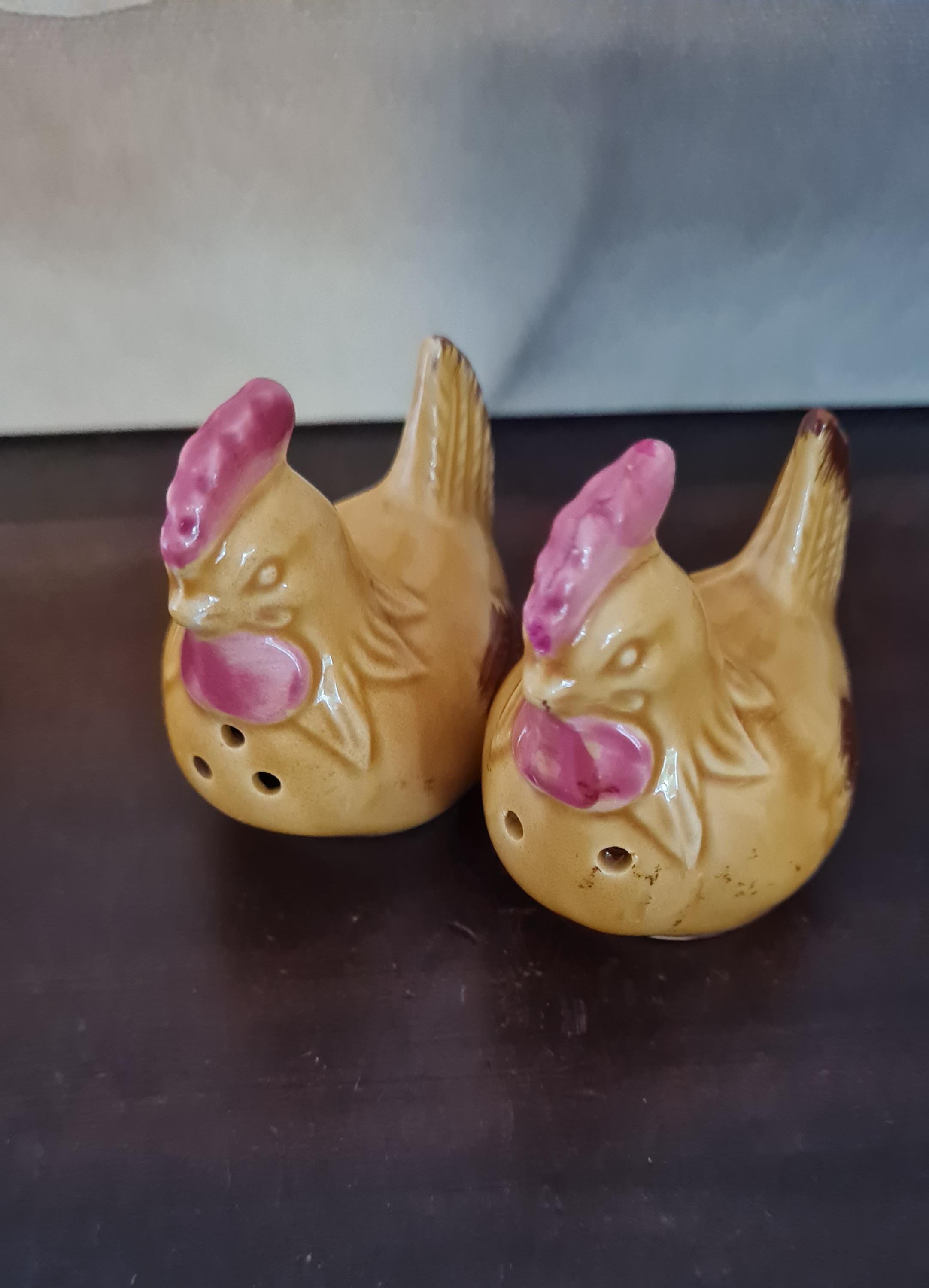 Set Vintage Années 70 : Moutardier, Salière Et Poivrière