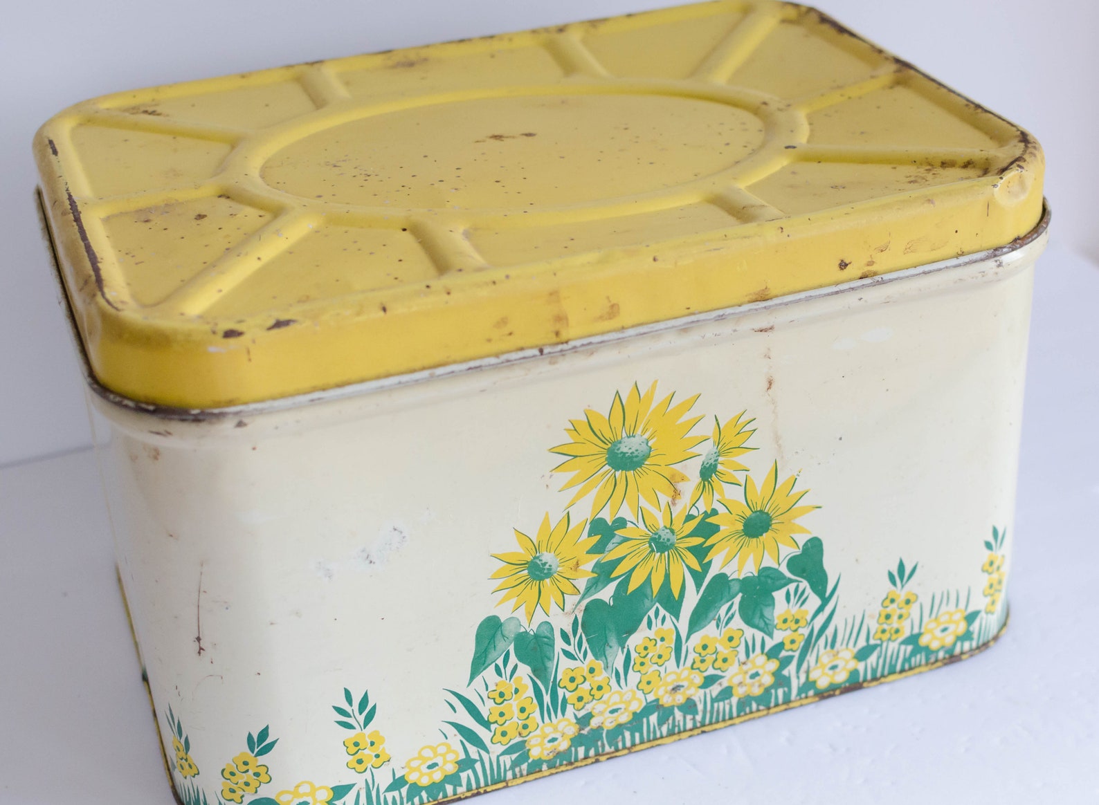 Vintage Metal Bread Box 1950s Yellow Floral Tin Primitive Etsy